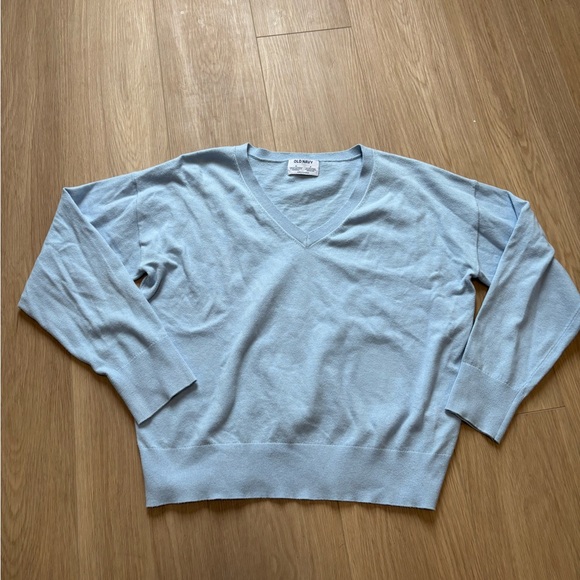 Old Navy Sweaters - Old Navy Pale Blue V-Neck Pullover Sweater